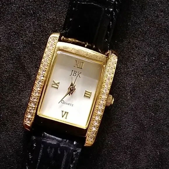 JBK QUARTZ BRACELET WATCH ⌚